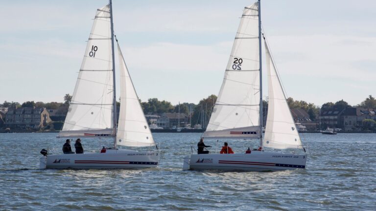Detroit 4 Sailing lessons