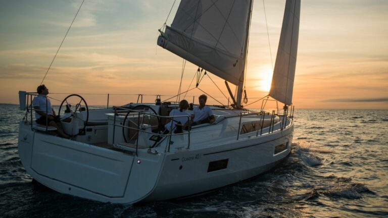 Sunset sail Beneteau oceanis 40.1