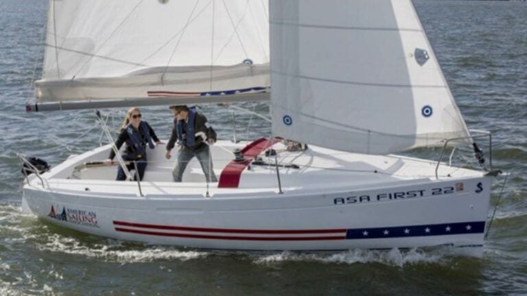 Beneteau ASA First 22 - Swell Time under sail
