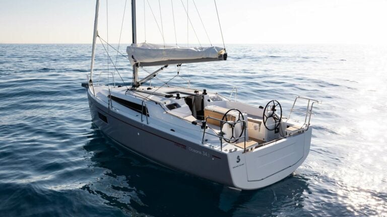 Beneteau Oceanis 34.1 on the water with sails down